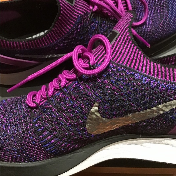 💗Nike Sneakers💗 - Picture 4 of 8